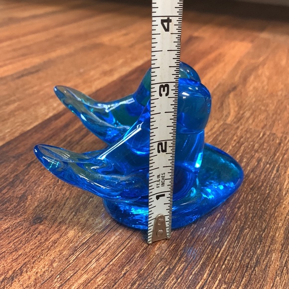 Vintage 1991 pair of blue birds of happiness fused on heart blown glass art - Picture 4 of 7